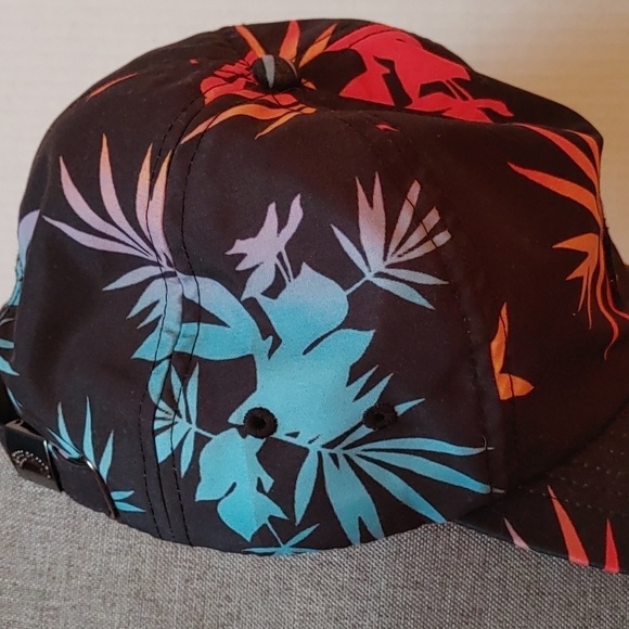 🥳Host Pick🥳COLOURFUL BILLABONG BASEBALL CAP - Picture 2 of 9